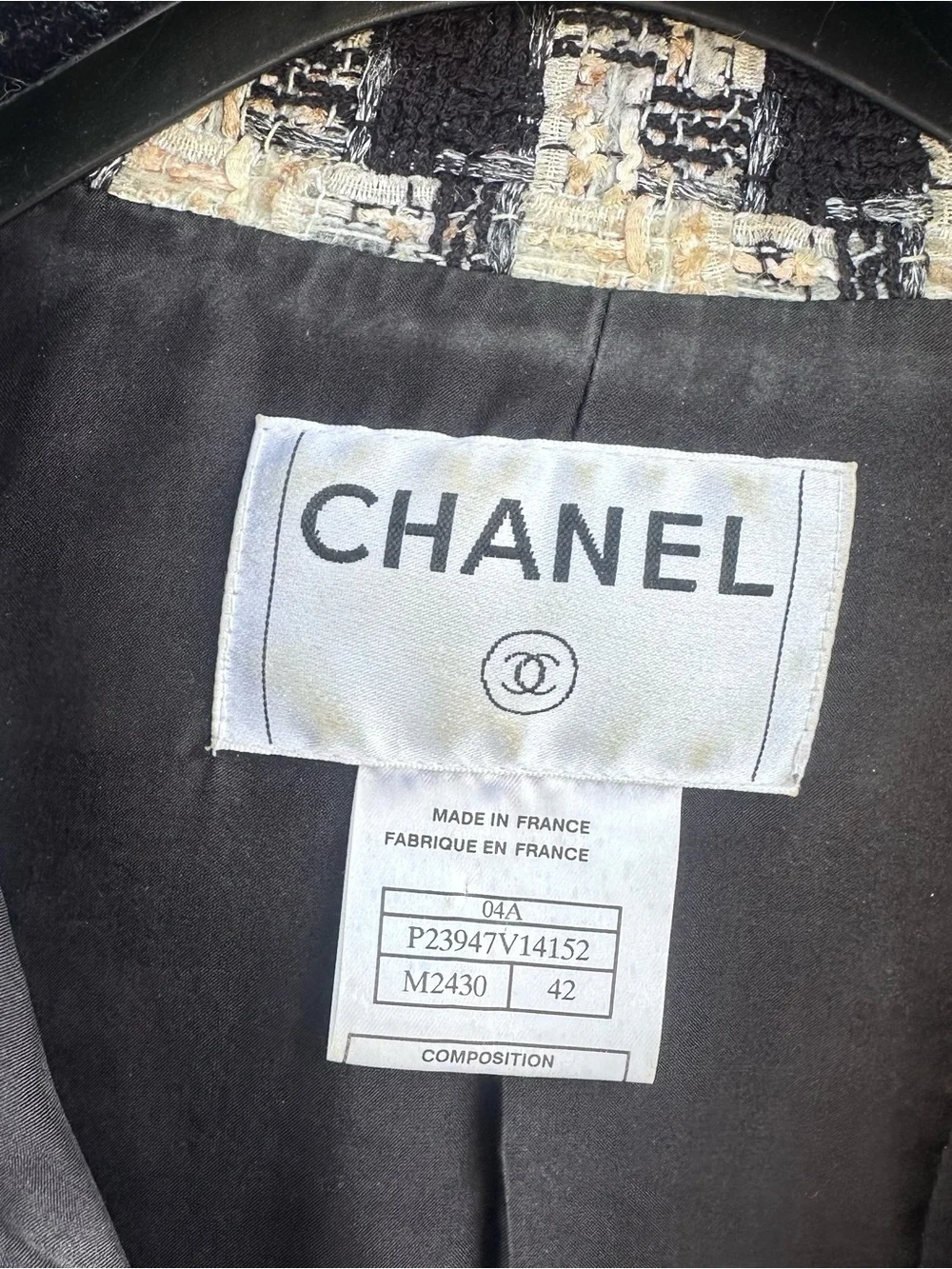 CHANEL 2004 Tweed Jacket